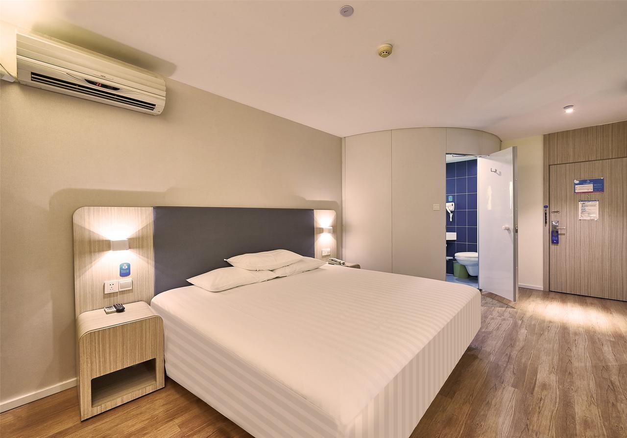Hanting Hotel Shanghai Chunsha Jinhui Plaza Bagian luar foto