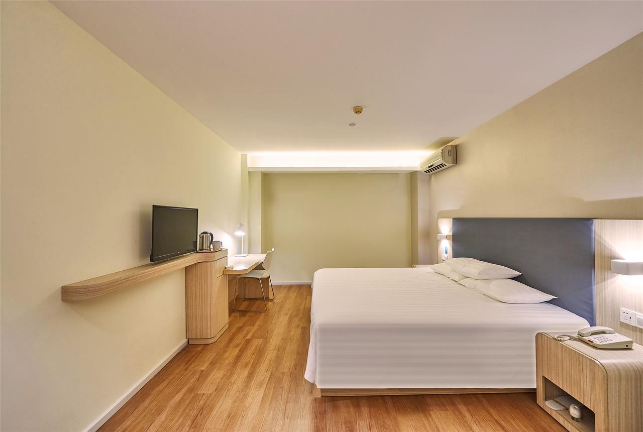 Hanting Hotel Shanghai Chunsha Jinhui Plaza Bagian luar foto